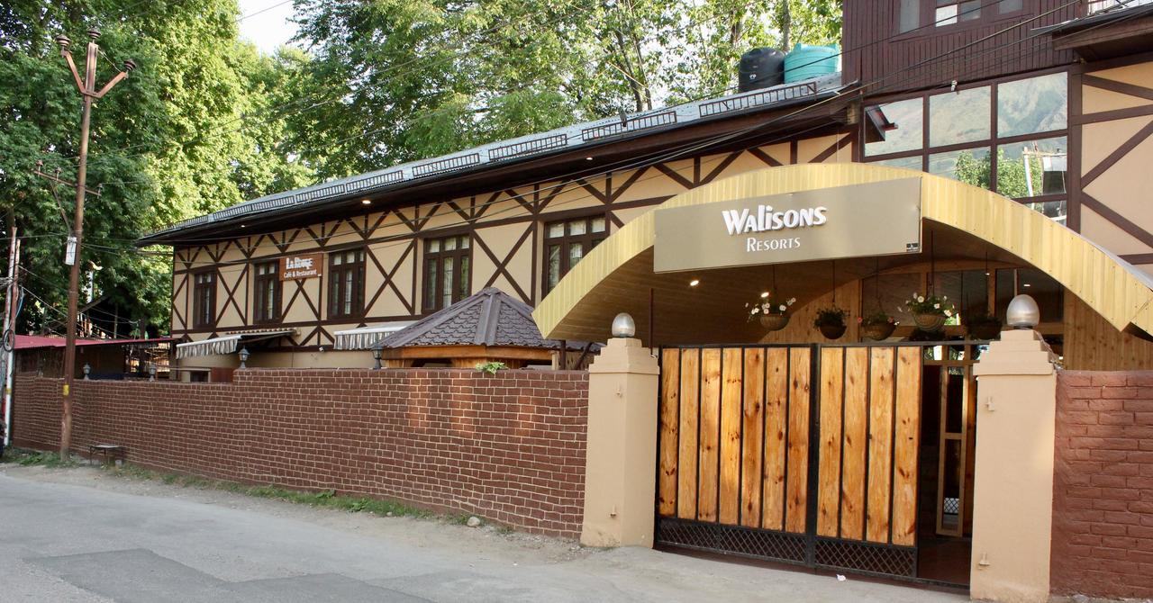 Hotel Walisons Resorts Сринагар Экстерьер фото